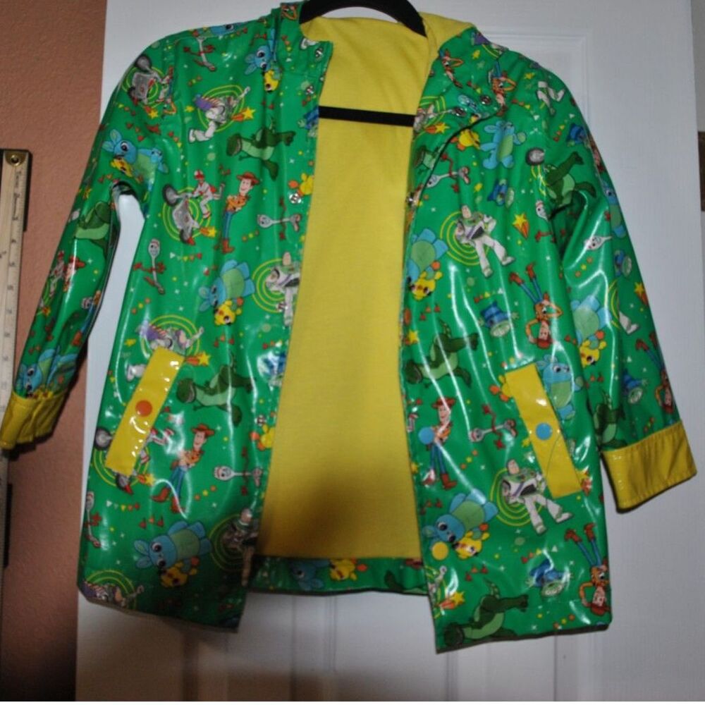 Disney Parks Toy Story Green Rain Jacket Kids size 5/6 EUC
